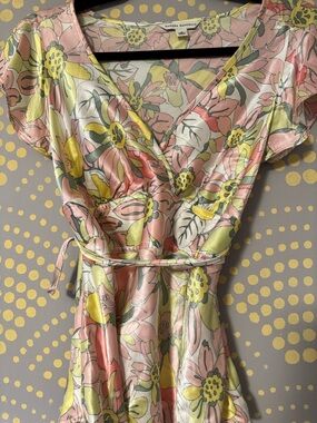 Y2K Vintage Banana Republic Pink and Yellow Floral Wrap Dress